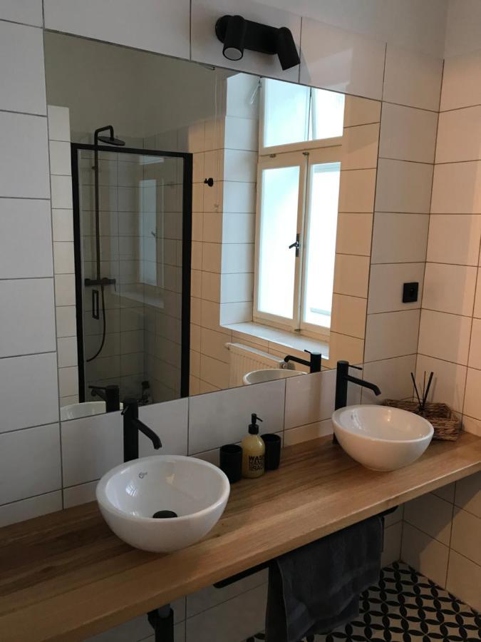 Stara Skola Hedec Aparthotel Kraliky Luaran gambar