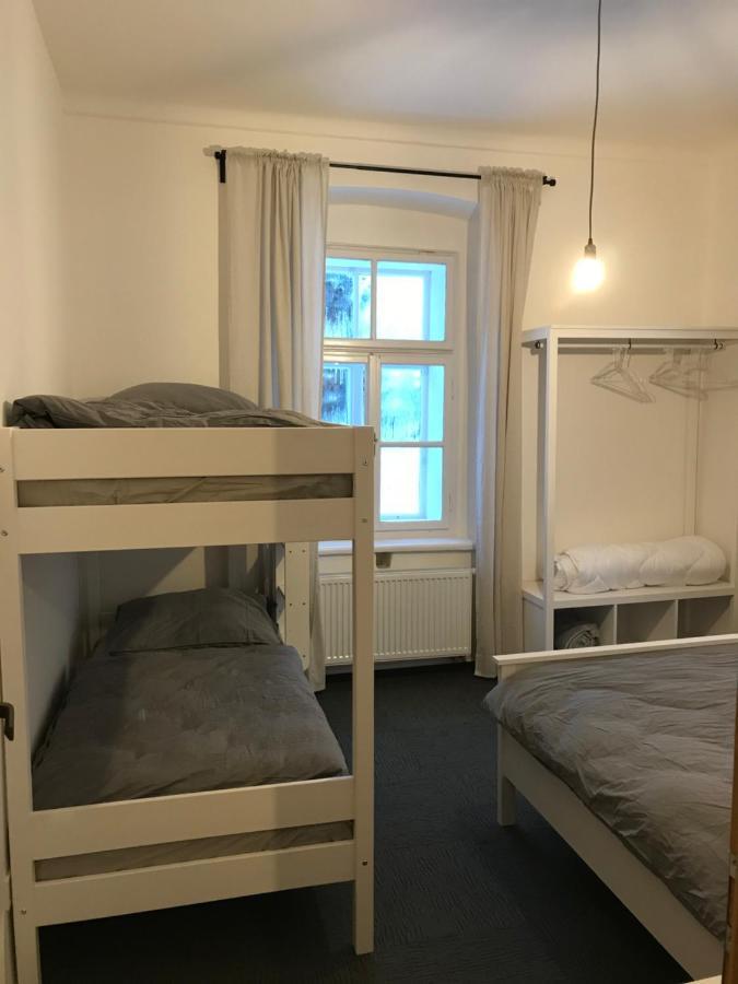 Stara Skola Hedec Aparthotel Kraliky Luaran gambar