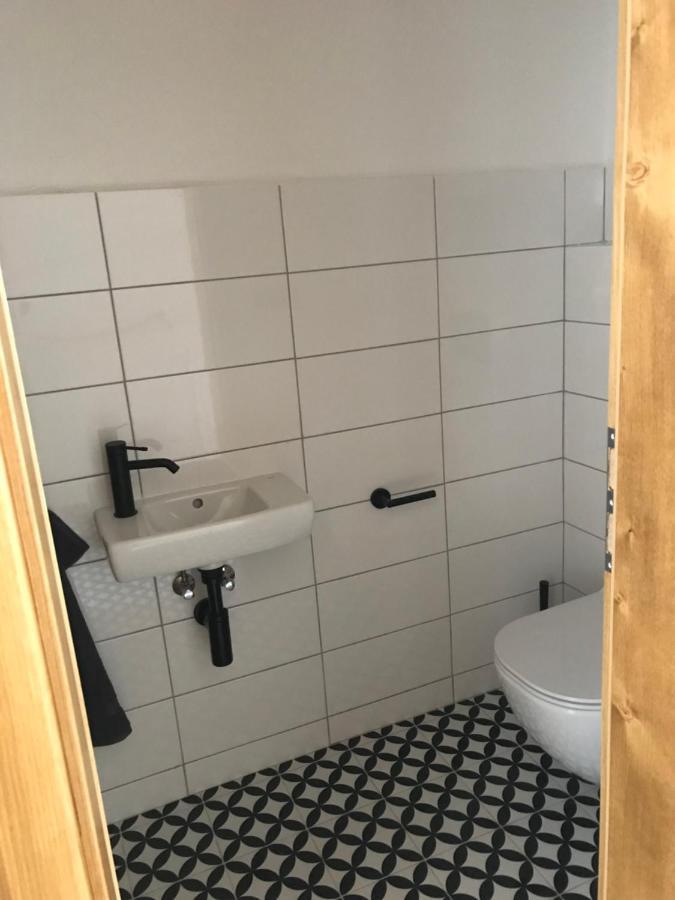 Stara Skola Hedec Aparthotel Kraliky Luaran gambar