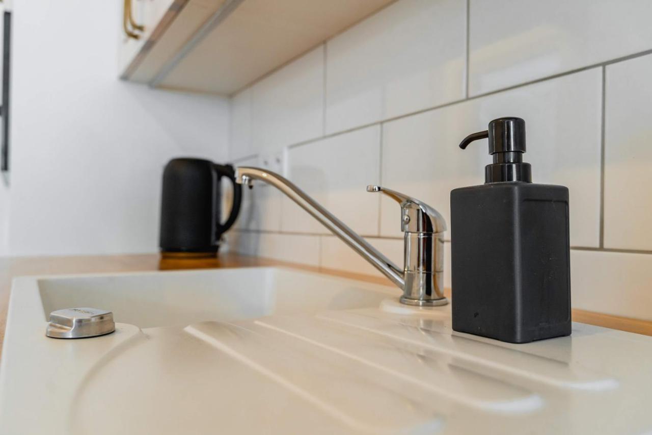 Stara Skola Hedec Aparthotel Kraliky Luaran gambar