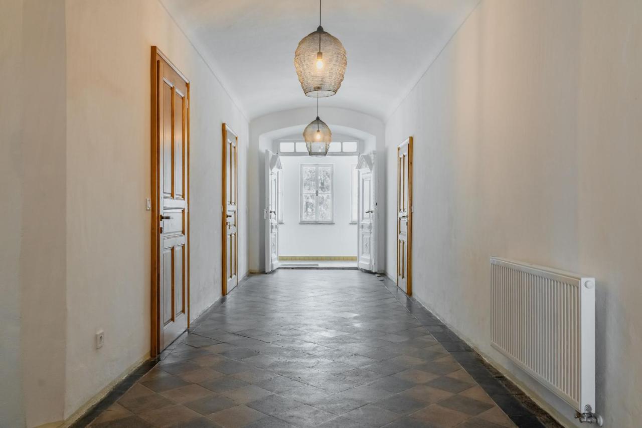 Stara Skola Hedec Aparthotel Kraliky Luaran gambar